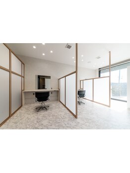 【可児市広見】全席個室12/1OPEN!ハイキャリアのスタイリストがあらゆる髪の悩みやトレンドに応えます