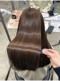 カラーでのダメージが気になる方におすすめトリートメント