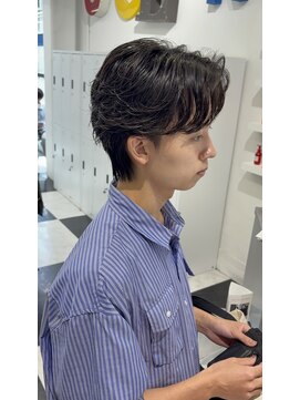オーシャントーキョー(OCEAN TOKYO) 韓国ヘアカルマパーマカルマバングセンターパート黒髪ウルフ