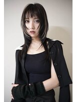 イェン(Yen.) ハッシュカットレイヤーカットデザインカラーハイライトカラー
