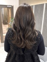 リマニ(Limani)&nbsp;ロングレイヤーカット　グレージュカラー 20代30代40代50代