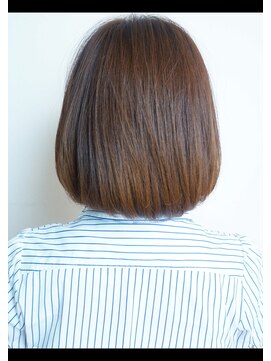 ラルゴ(LARGO) 赤羽美容室発！フラットボブ