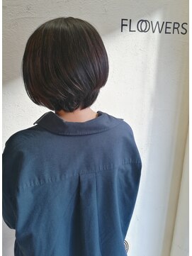 フラワーズビィーオーディー(FLOWERS BOD) スタイリングが楽！大人の前下がりショートボブ