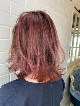 ピンク バイ アンジェリカ 瓢箪山店(PINQ by ANGELICA) #PINQ #レイヤーカット #エアタッチバレイヤージュ