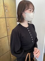 パークレーン アイス イヴェン(park lane ICI yeven)&nbsp;ブリーチなしグレージュ　外ハネボブ　シースルーバング　名古屋