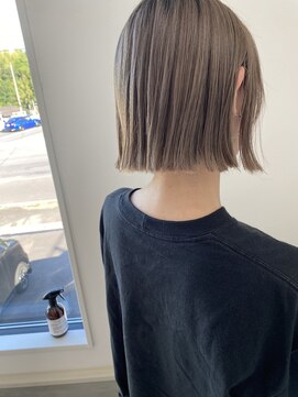 セロ(SELO) ミニボブ/きりっぱななし/ベージュ/ハイトーン/ブリーチ