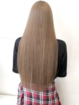 ココ 本八幡(KOKO) 黒髪クラゲヘアーオリーブグレー小顔ココアベージュロングヘア