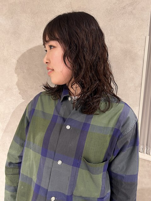 【Ayumi】ウェーブパーマ、黒髪パーマ、ミディアムパーマ