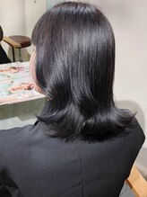 《カット》でデザインをつくり、素材を生かす【大曽根/縮毛矯正/髪質改善】