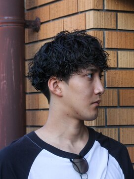 ミオ ベガ(Mio'' VEGA) 前上がりプードルパーマ