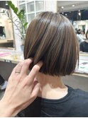 ハイライト/白髪ぼかし/ボブ/ワンレン/小顔/ショートカット