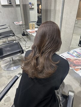 ラック(LUCK) グレージュ/船橋/くすみベージュ/細めハイライト