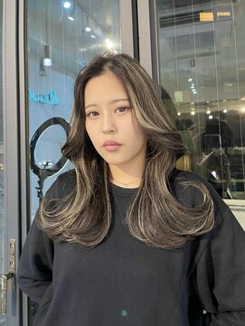 ブレンド 渋谷(BLend) マチルダボブ前髪ハイライトグレージュ