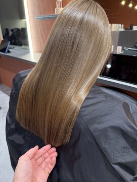 カルマ(KARMA) オリーブベージュ+髪質改善