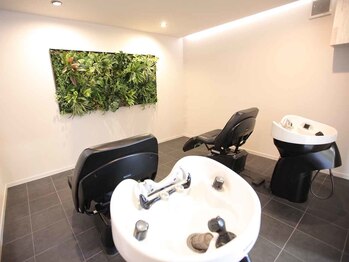 ファーレ オリエンテ(fare oriente)の写真/極上のヘッドスパで、髪も心も癒されるリラックスtimeをー。頭皮の汚れを落とし、健康的な髪へ導きます＊