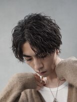 フィフス 大分(fifth)&nbsp;大分ツイストスパイラルパーマメンズカットセンターパート20代