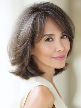 シャルマン 銀座(Charumante) 40代50代上品グレージュハイライト白髪染め×大人ボブ