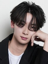 グロウ 天神店(growth)&nbsp;韓国風 フェザーパーマ センターパート ニュアンスパーマ