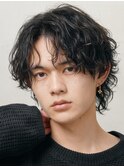 渋谷スパイラルパーマメンズマッシュウルフセンターパートカット