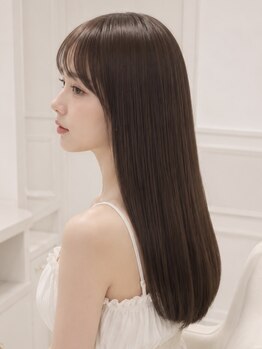 ユーフォリア 新宿店(Euphoria)の写真/ナチュラル地毛風ストレートがかわいい！髪質改善でお悩み解決[ストレート+カット+カラー+超音波TR￥22440]