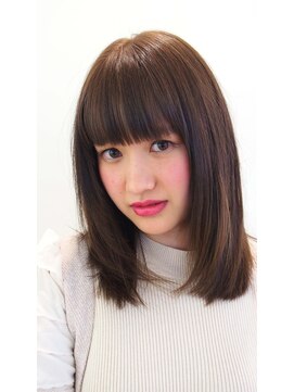 ラ ボブ 武蔵関店(LA BOB) ツヤっと小顔　セミディ