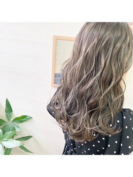 エル(elle.) color