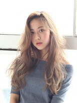 カリーナコークス 原宿 渋谷(Carina COKETH)&nbsp;ハイライト、ダブルカラー、インナーカラー、レイヤーカット