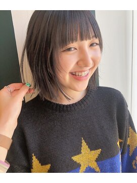 ラパンセヴェール(LA PENSEE VERT) 顔まわりウルフカット×ボブ