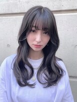 サンカク(SANKA KU)&nbsp;流し前髪/フェザーバング/無彩色カラー