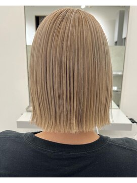 イト(ito.) ”Sakabe "切りっぱなしベージュ