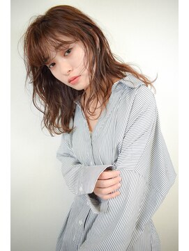 ガーランドウメダ(Garland umeda) リラックスウェーブ＿セミロング＿000249