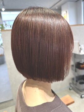 ソアラ(soara) ミニボブ×コーラルピンク