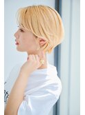 デコだしクールなハンサムショート
