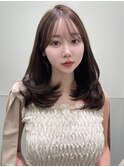 ミディアムレイヤーカット内巻き顔まわりレイヤーカット