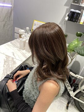 ヴァイス 新宿店(VAICE) olive beige