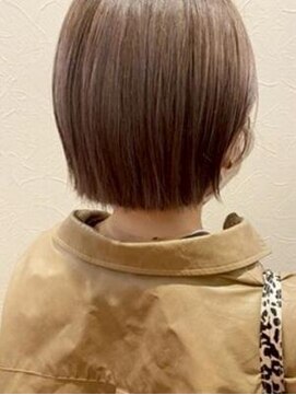 エルメ なんばマルイ(HELME) #切りっぱなしボブ　#スッキリショート