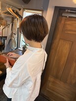 イロ(iro) ショートボブ