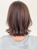 トゥーナ 表参道(tona) ミディアムレイヤー、外ハネボブ、グレージュ、脱白髪染め☆