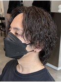 ツーブロック サーフカール 海外風センターパート 波巻きパーマ