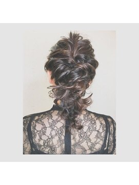 髪といろいろ 編みおろしアレンジスタイル♪