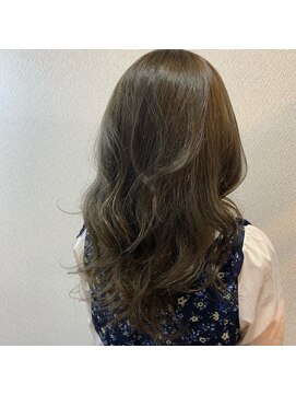 美容室 ルアル 市原市八幡宿店(Luar) カーキアッシュ☆