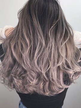 ルービック 枚方(Rubik's) ピンクバレイヤージュグラデーション