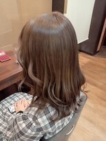 ヘアーアンドメイクサワ 佐久店(sawa)&nbsp;20代  ミディアム  ミルクティーカラー  ツヤ髪  大人かわいい
