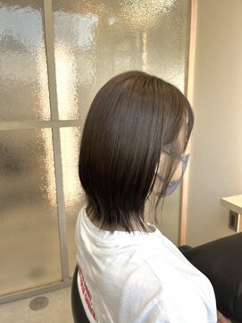 エレノア 梅田店(Eleanor) ピスタチオグレージュ