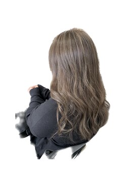 ムニ(MUNI) ＊白髪デザインハイライト×グレージュ＊