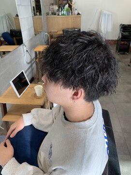 ソフ(sof) 大人なツイストスパイラルパーマ