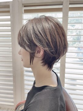 ネオリーブウリ 二子玉川店(Neolive uri) ホワイトグレージュミニウルフデジタルパーマチェリーブラウン