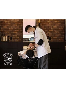 【今や男の新常識！】眉カット・シェービングはプロに任せる。メンズの身嗜みはメンズ専門店で［22時迄］