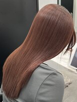 ピリオド 赤坂(Period.)&nbsp;ロングヘアーコーラルピンクカラー×髪質改善　赤坂見附