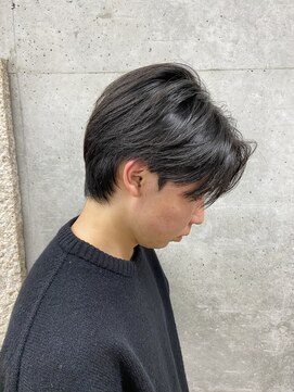 アサクラ シンキタ(ASAKURA SHINKITA) センターパートウルフ